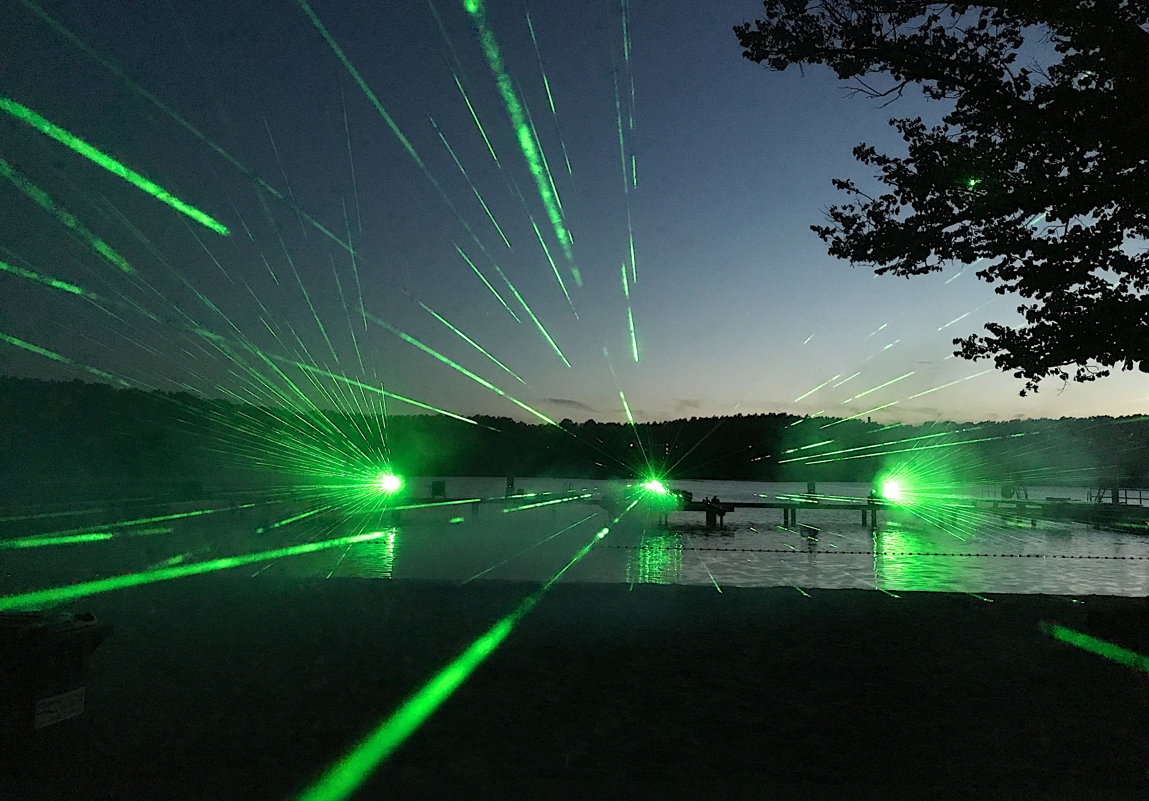 Lasershow sorgte für einen magischen Moment im Strandbad